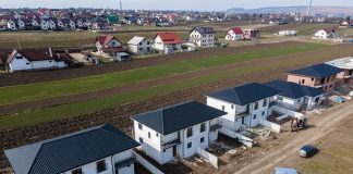 Țigla metalică, o soluție perfectă pentru acoperișuri moderne și rezistente Țigla metalică, o soluție perfectă pentru acoperișuri moderne și rezistente