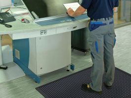 Covoare din cauciuc pentru aplicaţii industriale specifice covor cauciuc antistatic ignifug