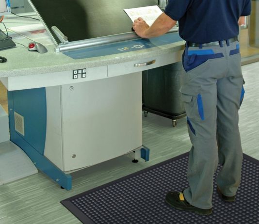 Covoare din cauciuc pentru aplicaţii industriale specifice covor cauciuc antistatic ignifug