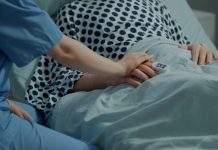 Îngrijirea pacienților imobilizați la pat – 3 lucruri ce necesită o atenție deosebită Îngrijirea pacienților imobilizați la pat