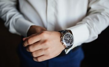 Cum se poartă corect ceasul de mână: 3 reguli Cum se poartă corect ceasul de mână: 3 reguli
