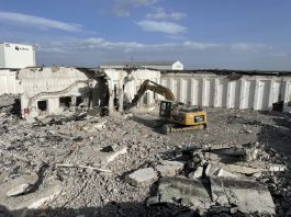 Firmă demolări Braşov – excavatoare şi explozibili Firmă demolări Braşov - excavatoare şi explozibili