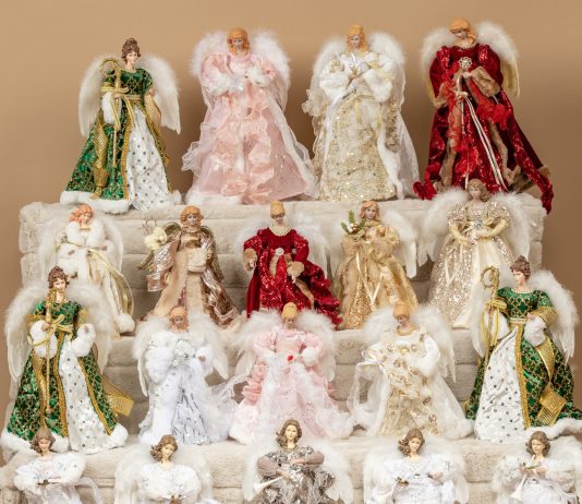Vârfuri de Brad de la Ezomagic, o decorațiune cu totul specială Vârfuri de Brad de la Ezomagic, o decorațiune cu totul specială
