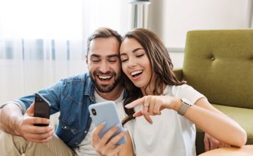 Top 5 telefoane mobile cu cea mai mare valoare la amanet în 2024 Top 5 telefoane mobile cu cea mai mare valoare la amanet în 2024