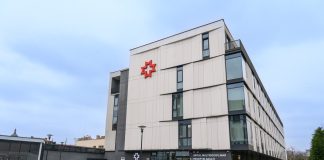 REGINA MARIA 3.0: Reţeaua de sănătate semnează cea mai mare tranzacţie de pe piaţa medicală din Europa Centrală şi de Est REGINA MARIA 3.0: Reţeaua de sănătate semnează cea mai mare tranzacţie de pe piaţa medicală din Europa Centrală şi de Est