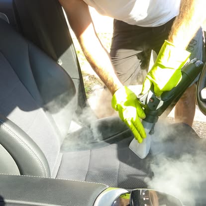 Spălătorie tapițerie auto Oradea pentru mașini cu copii și animale